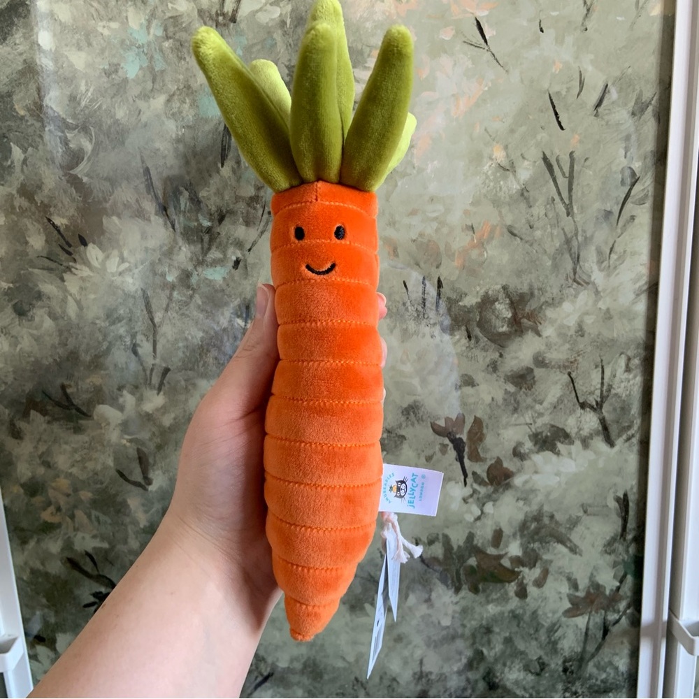 Jellycat Vivacious Carrot - retired version NWT